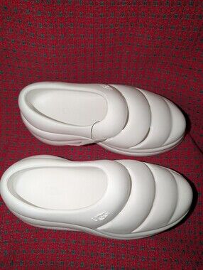 UGG Yeah White Clog Slip-On Platform Shoes